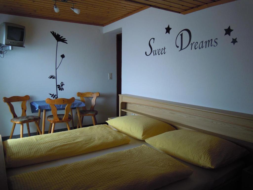 Pension Herzoggut Zell am See Room photo